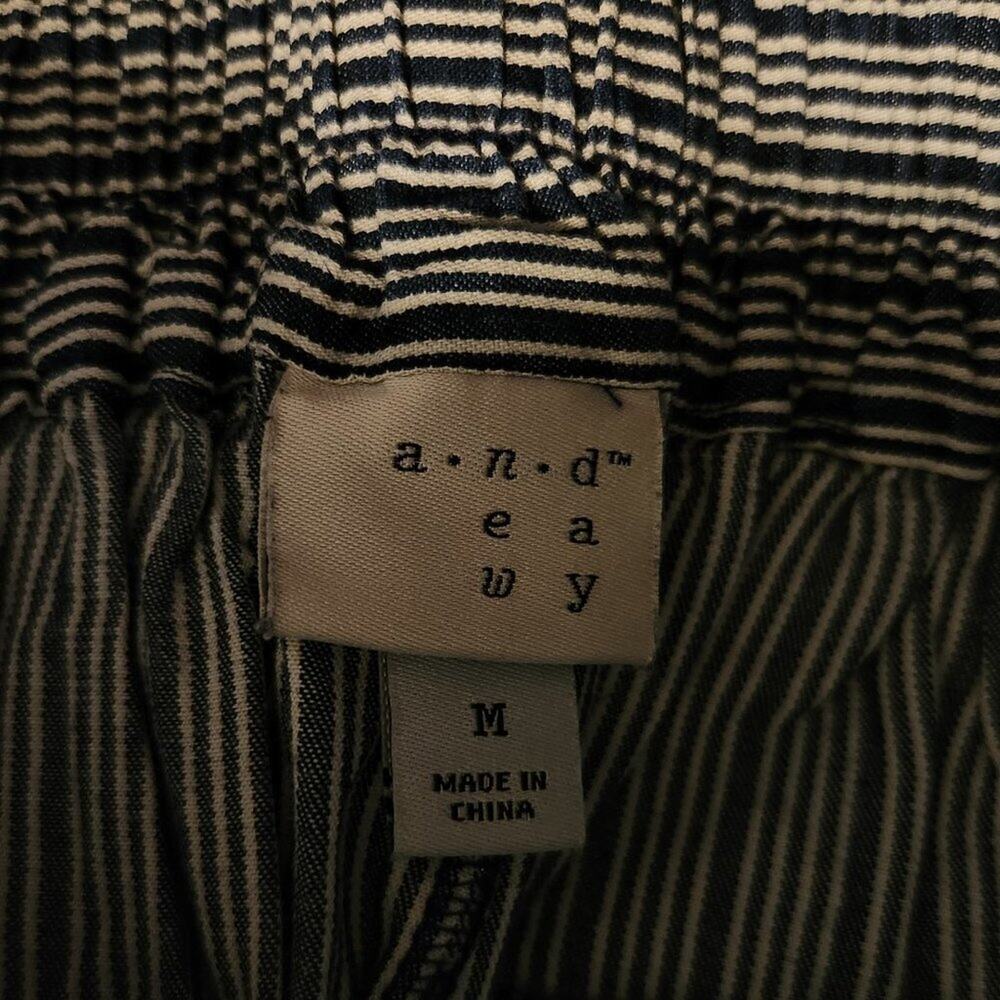 A New Day Striped Wide Leg Pants || Great Condition || Med - Picture 11 of 14